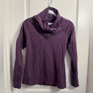 Purple Women’s Columbia shirt XS